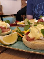 Eggs Benedict